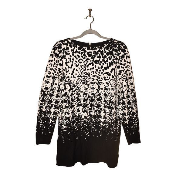 CHICO'S $99 Black White Animal Print Long Sleeve Tunic Sweater Chico's 1 / US M - Picture 1 of 3